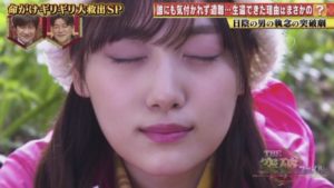 キスシーンの再現ドラマを演じる山下美月