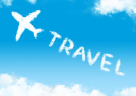 travelと書かれた飛行機雲と飛行機