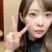 ピースサインの指原莉乃